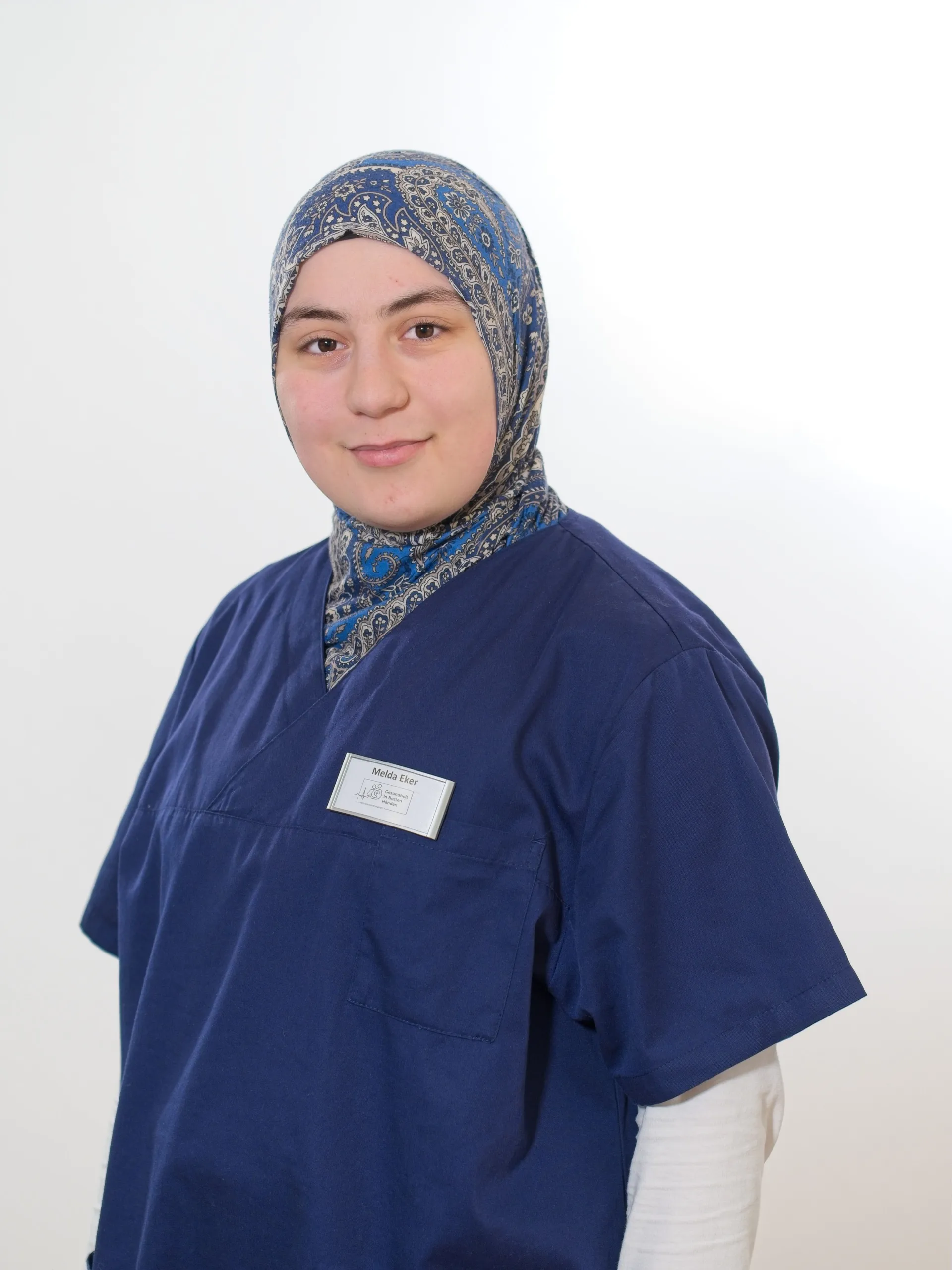 Melda Eker 